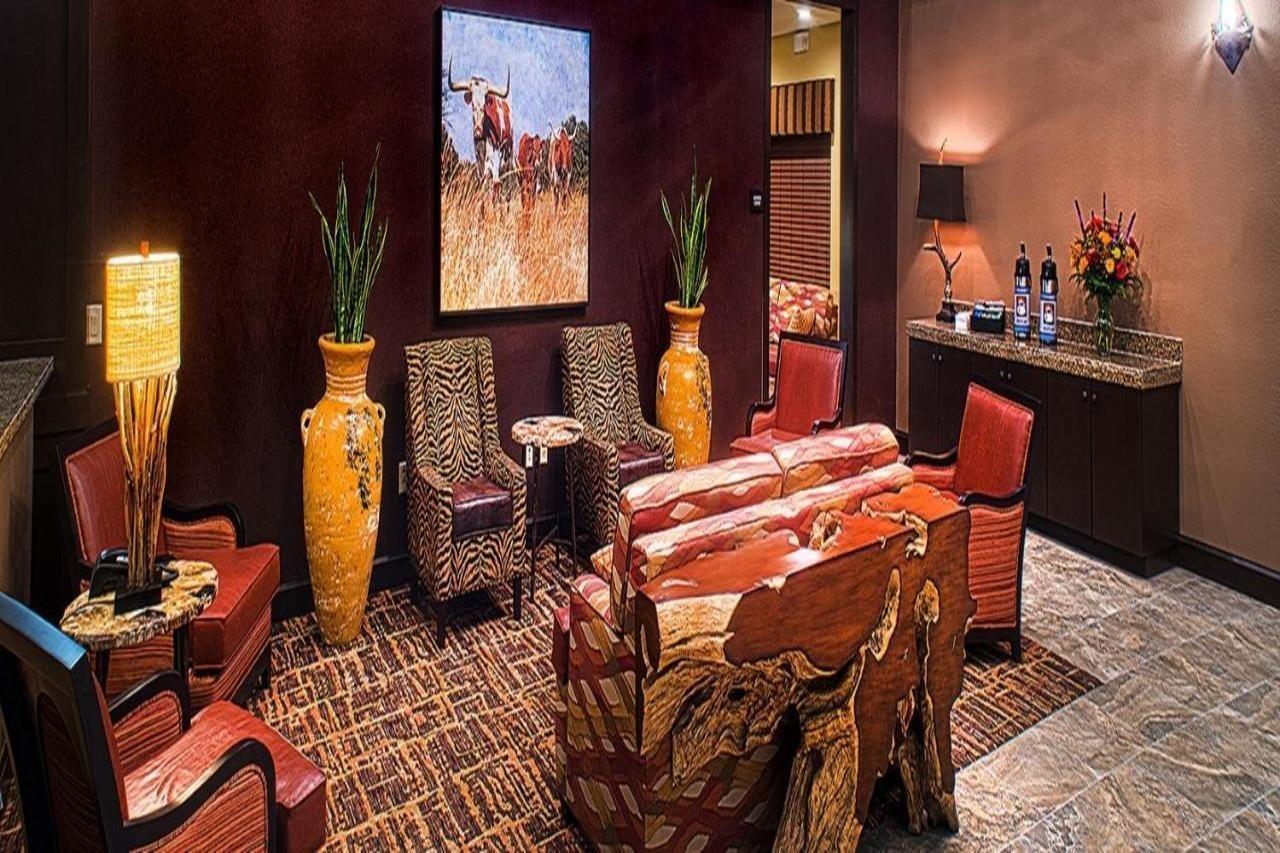 Comfort Inn & Suites Beeville Buitenkant foto