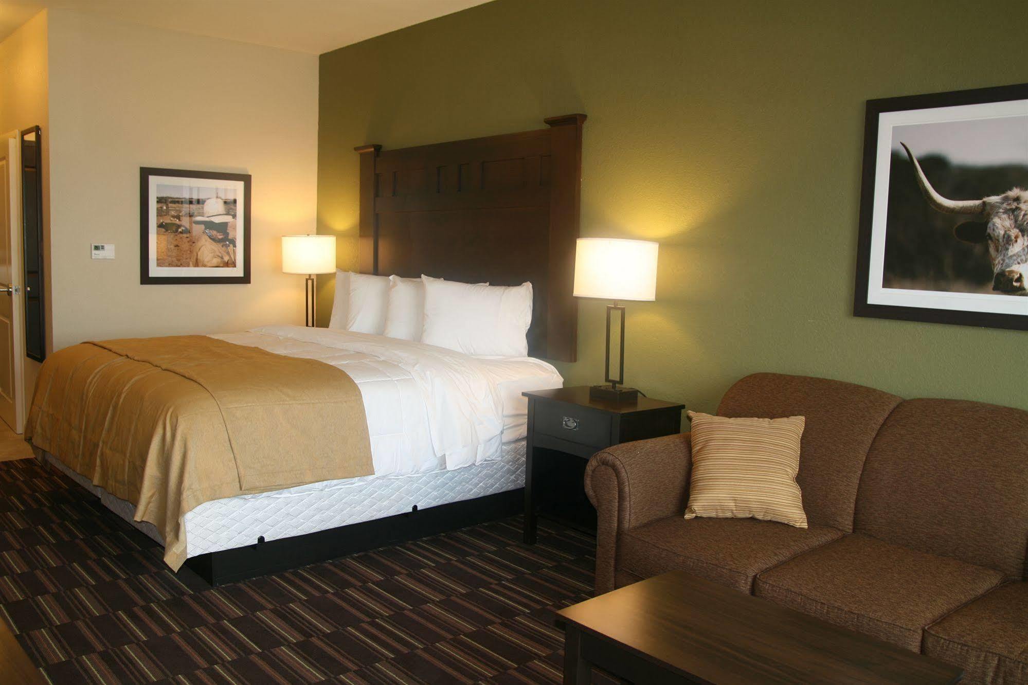 Comfort Inn & Suites Beeville Buitenkant foto
